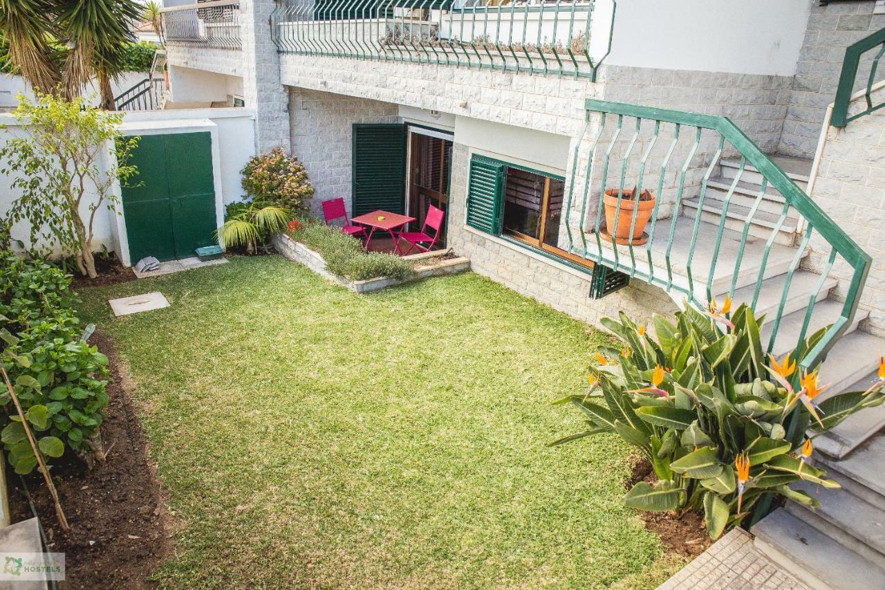Help Yourself Hostels - Carcavelos Coast Eksteriør bilde